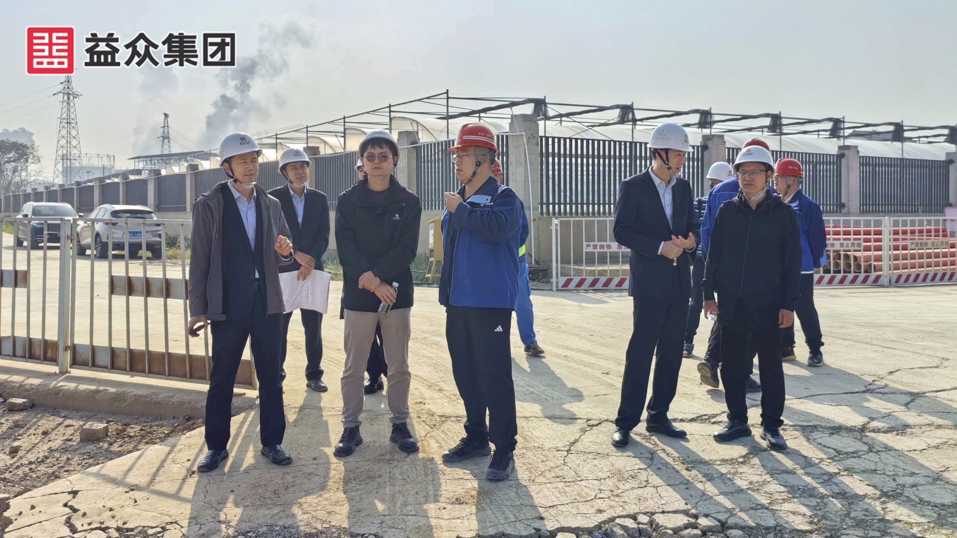 芒果夢工廠項目1-左三國資副主任吳和彪_副本